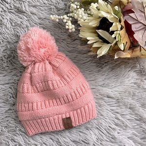 🌺Baby pink fleece lined beanie